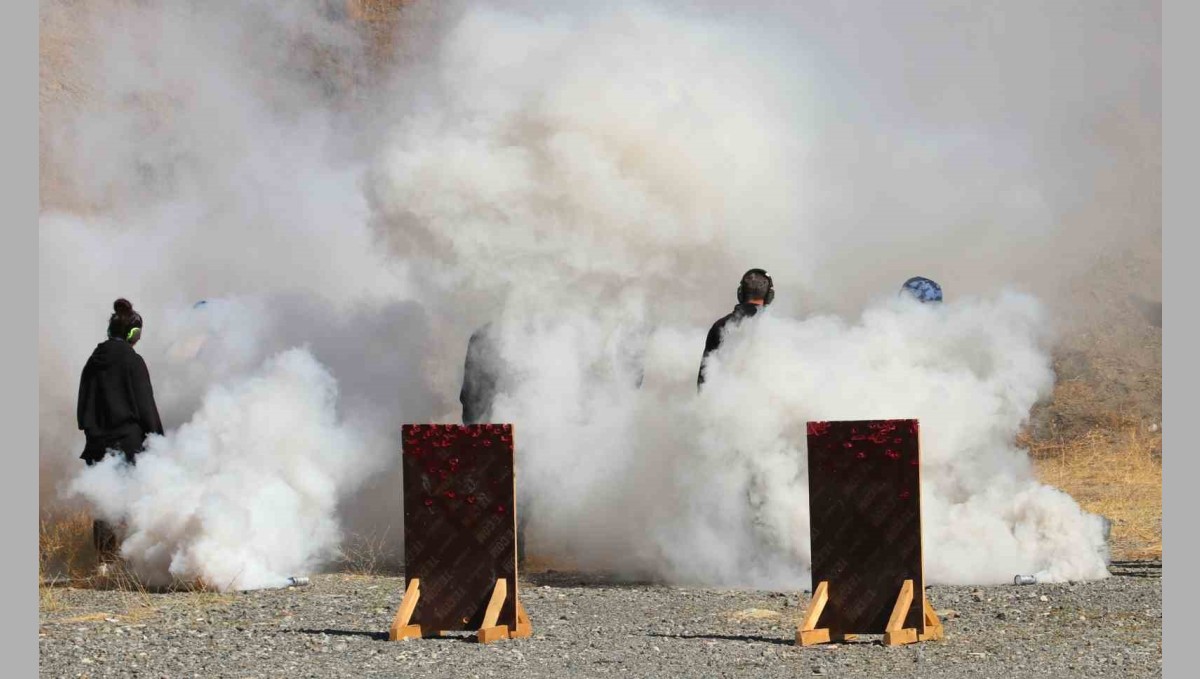 Erzincan polisi hedefi 12'den vuruyor