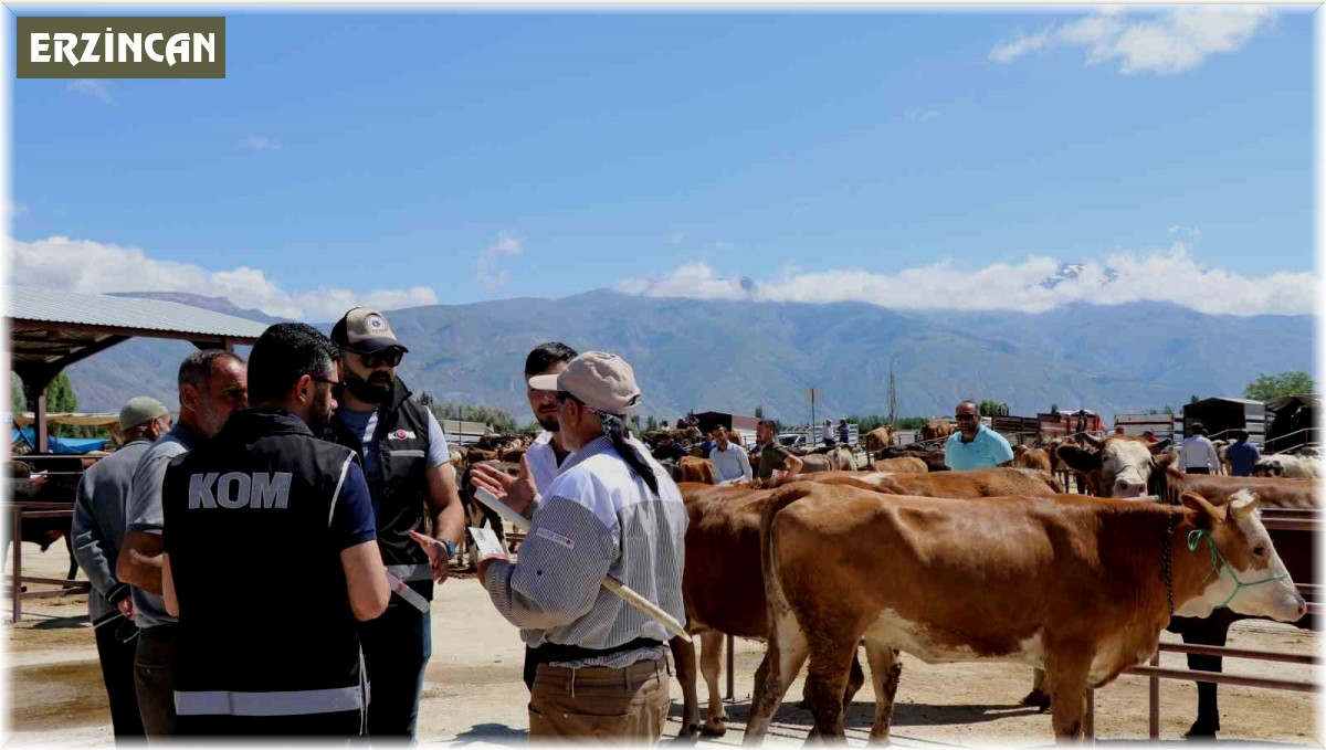 Erzincan polisinden kurban satıcılarına 'sahte para' uyarısı