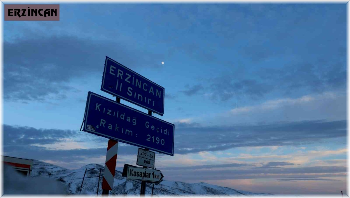 Erzincan-Sivas kara yolu tipi nedeniyle ulaşıma kapatıldı