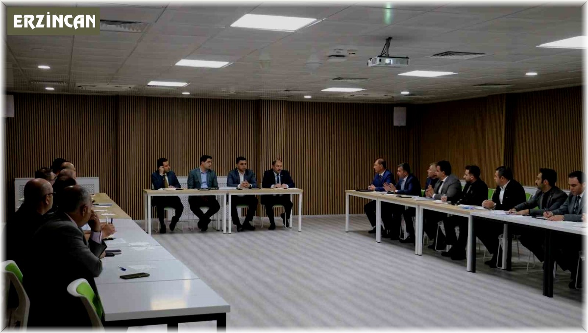 Erzincan Toplu Sera Bölgesi ve Tulum Peyniri Tesisi ile ilgili toplantı yapıldı