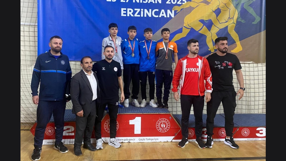 Erzincan U15 Türkiye Güreş Grup Müsabakalarına ev sahipliği yaptı