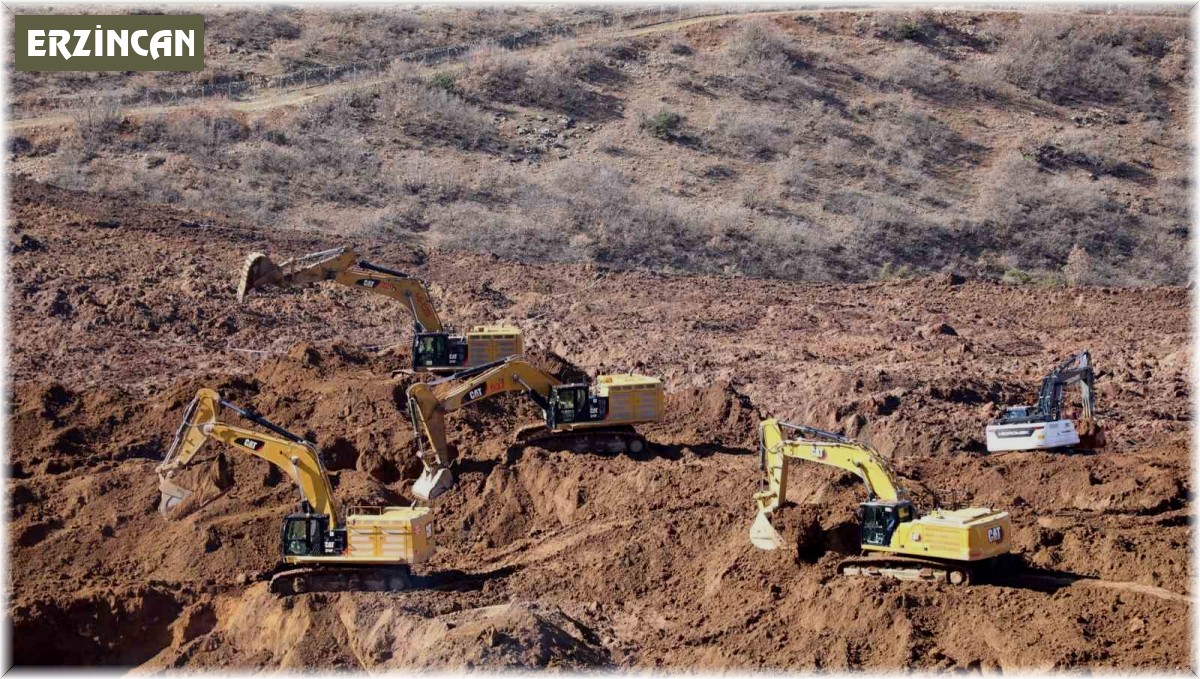 Erzincan Valisi Aydoğdu, İliç'te incelemede bulundu