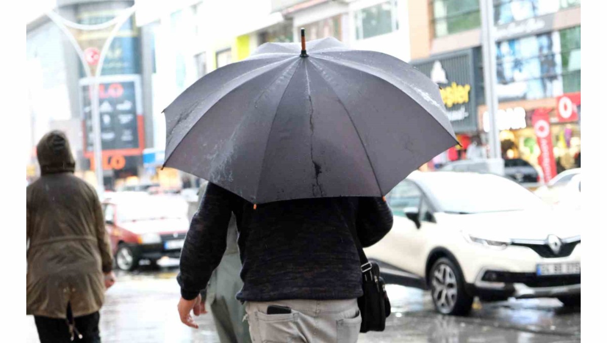 Erzincan ve çevresinde akşam saatlerinden itibaren sağanak yağış bekleniyor