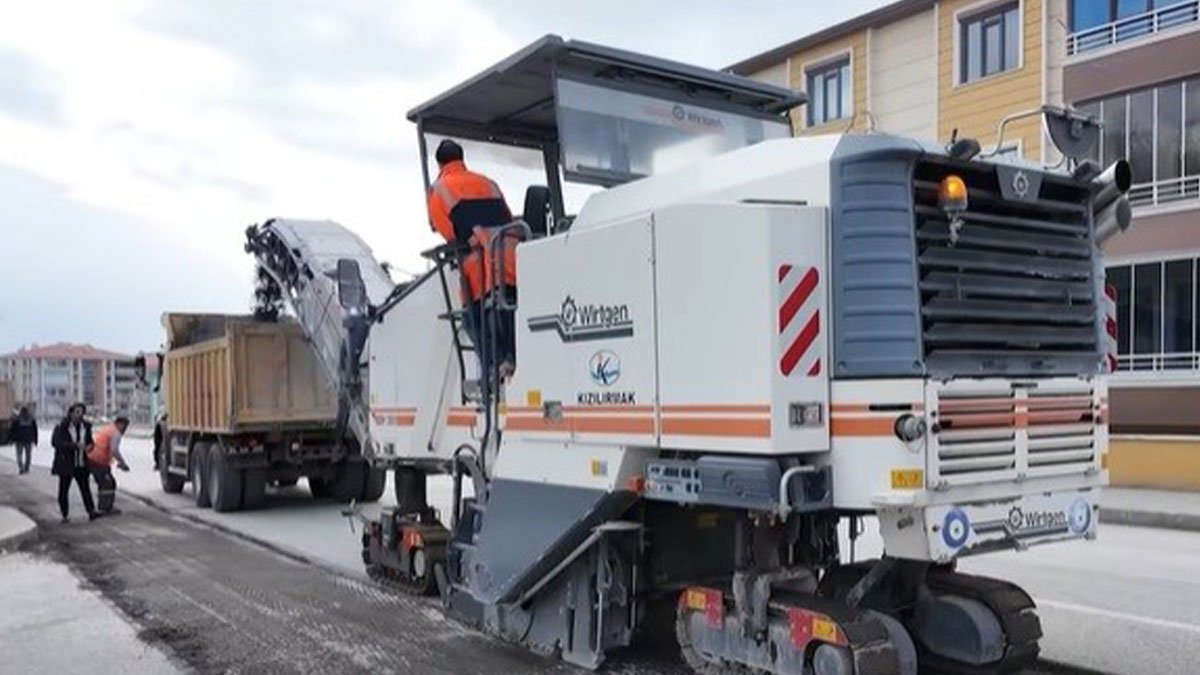 Erzincan’da Ergenekon Mahallesi’nin yolları yenileniyor