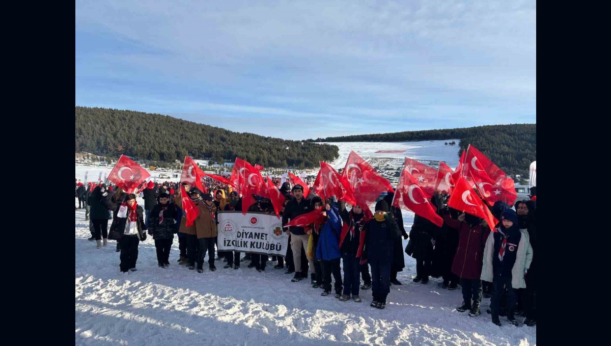Erzincanlı izciler Sarıkamış Şehitleri'ni Anma Etkinliğine katıldı