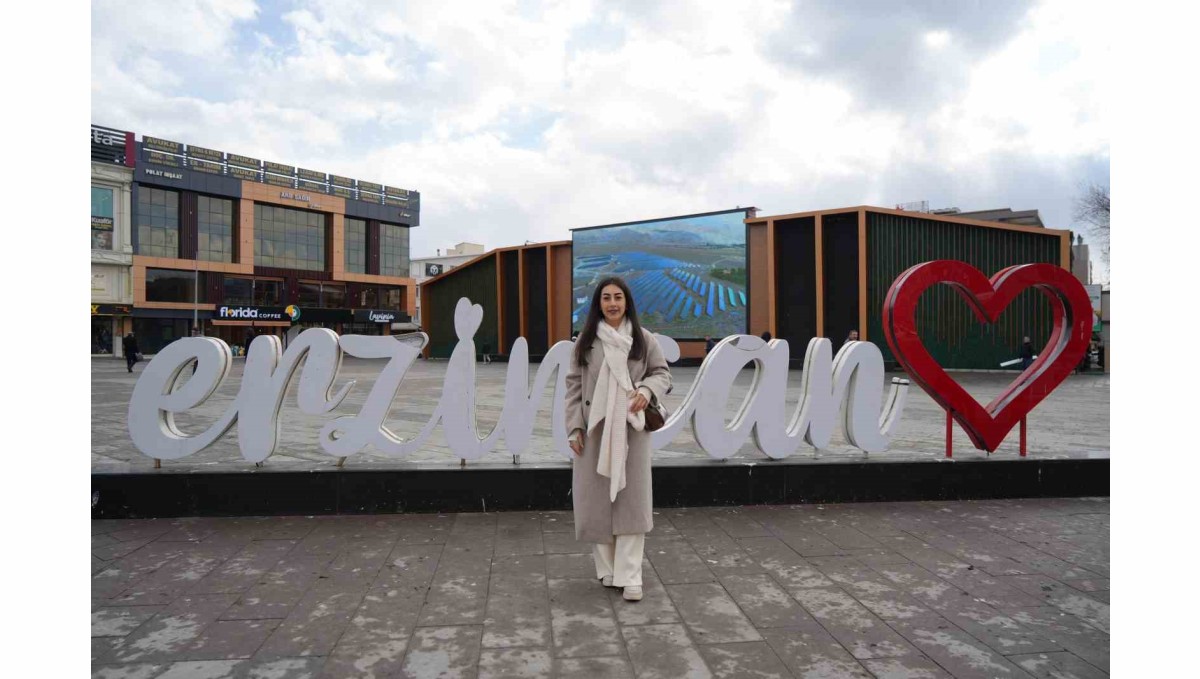 Erzincanlı şarkıcı Simge Şahin Ergan Dağı'nda klip çekti