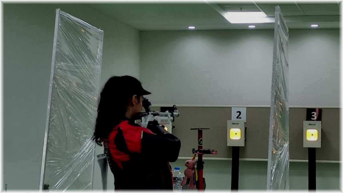 Erzincanlı sporcu gençler havalı ve ateşli silahlar seçmelerinde Türkiye ikincisi oldu