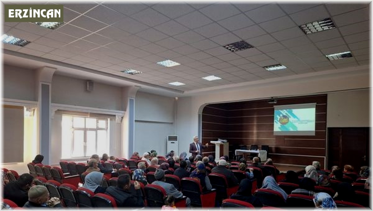 Erzincanlı umrecilere eğitim semineri