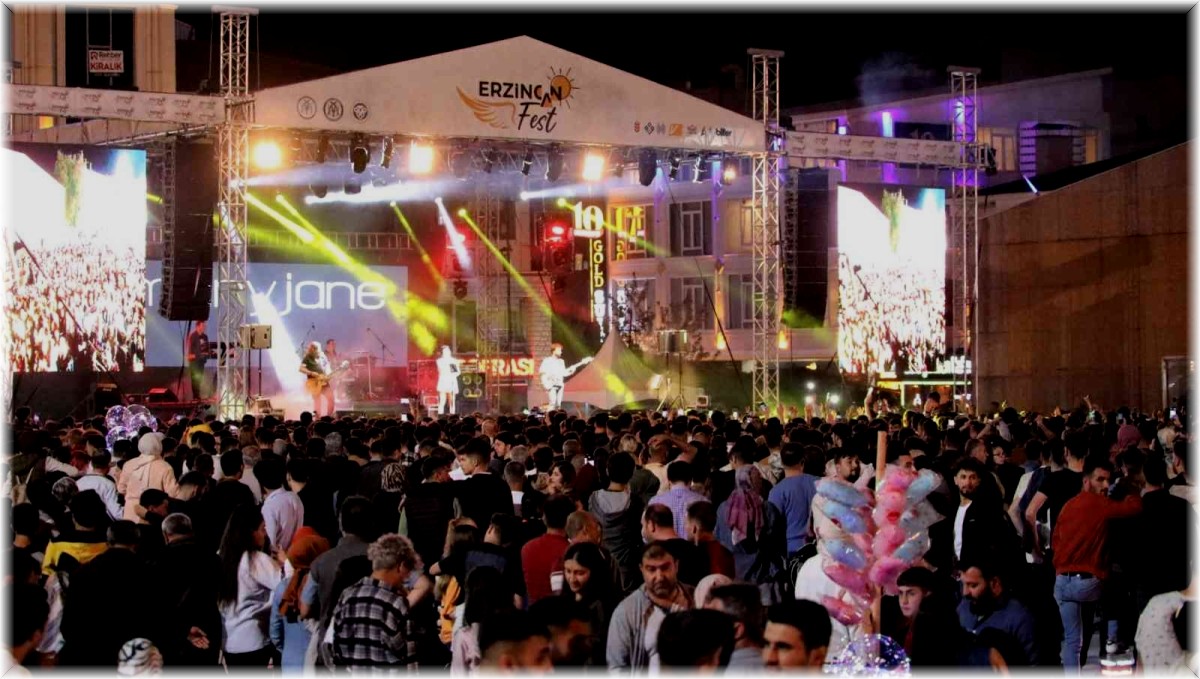 Erzincanlılar Mary Jane ile coştu