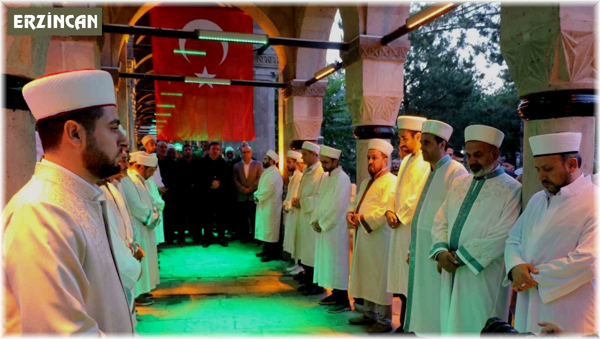 Erzincanlılar "Terzibaba Günü"nde sabah namazında buluştu