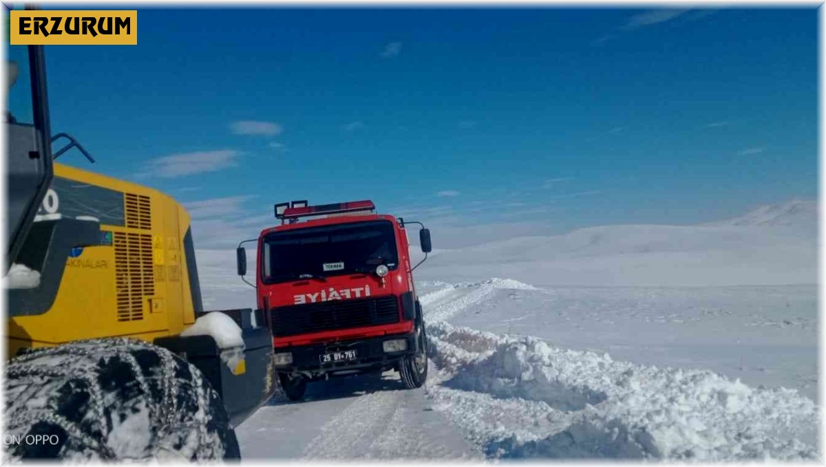 Erzurum Büyükşehir susuz kalan vatandaşları yalnız bırakmadı