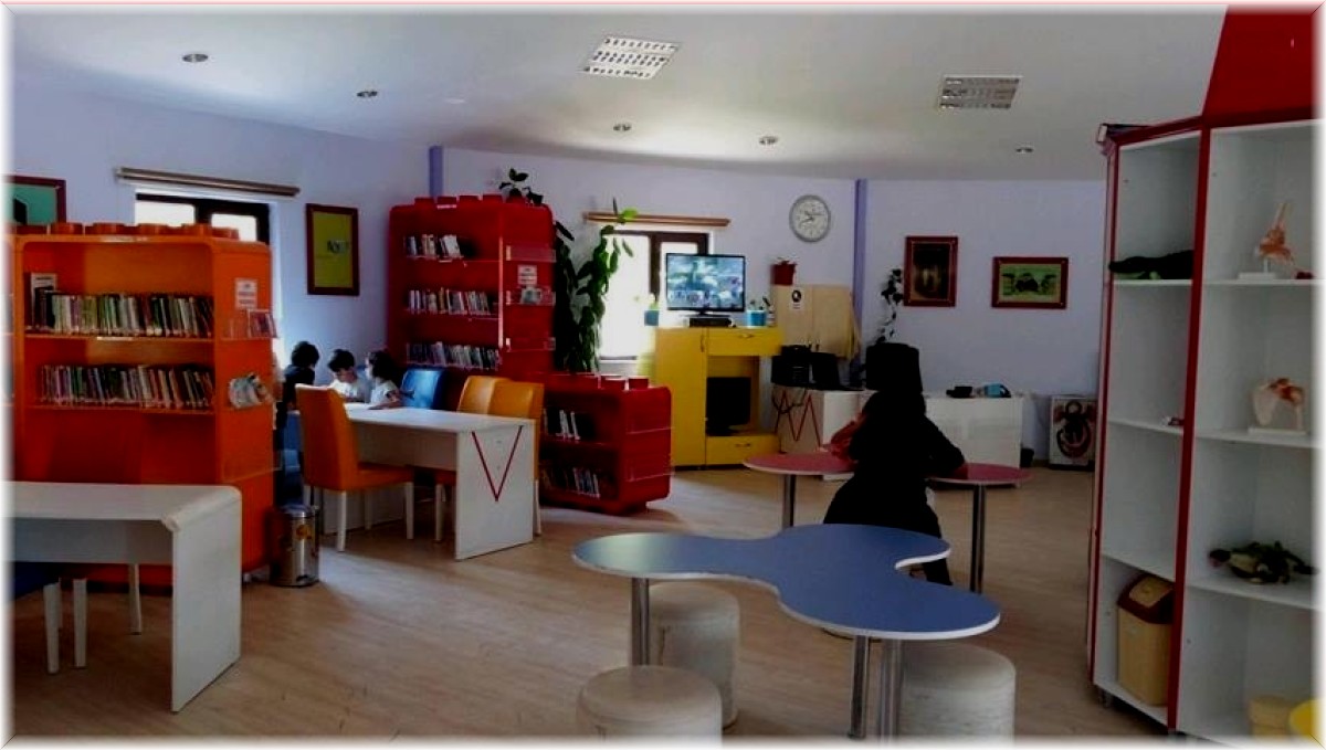 Erzurum çocuk kütüphanesine ilgi büyük