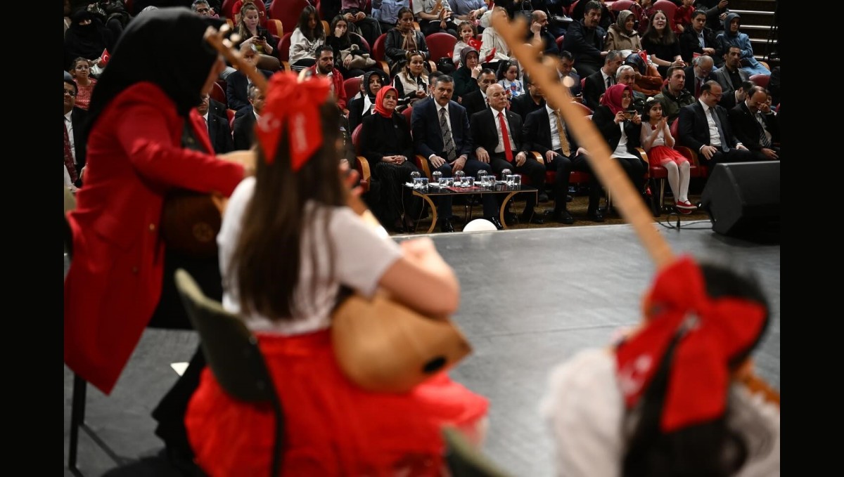 Erzurum'da 23 Nisan coşkusu