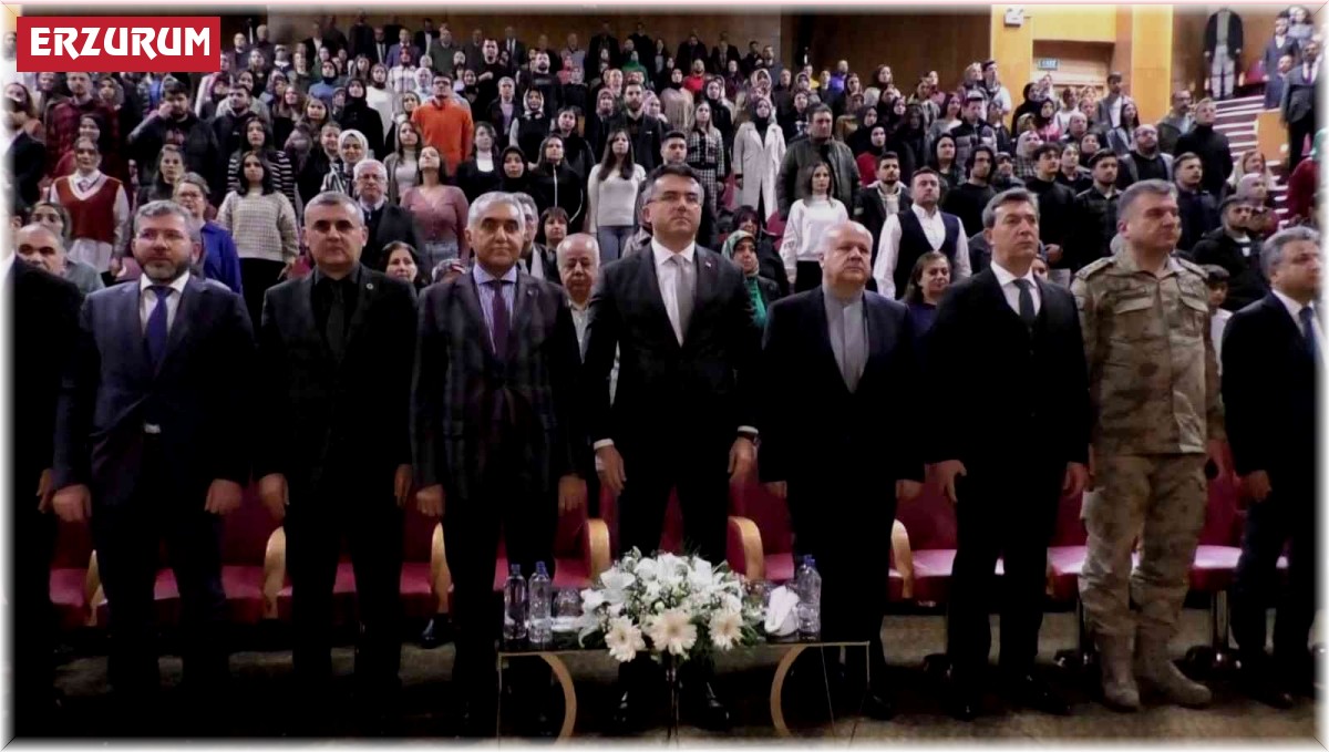 Erzurum'da 24 Kasım Öğretmenler Günü kutlandı