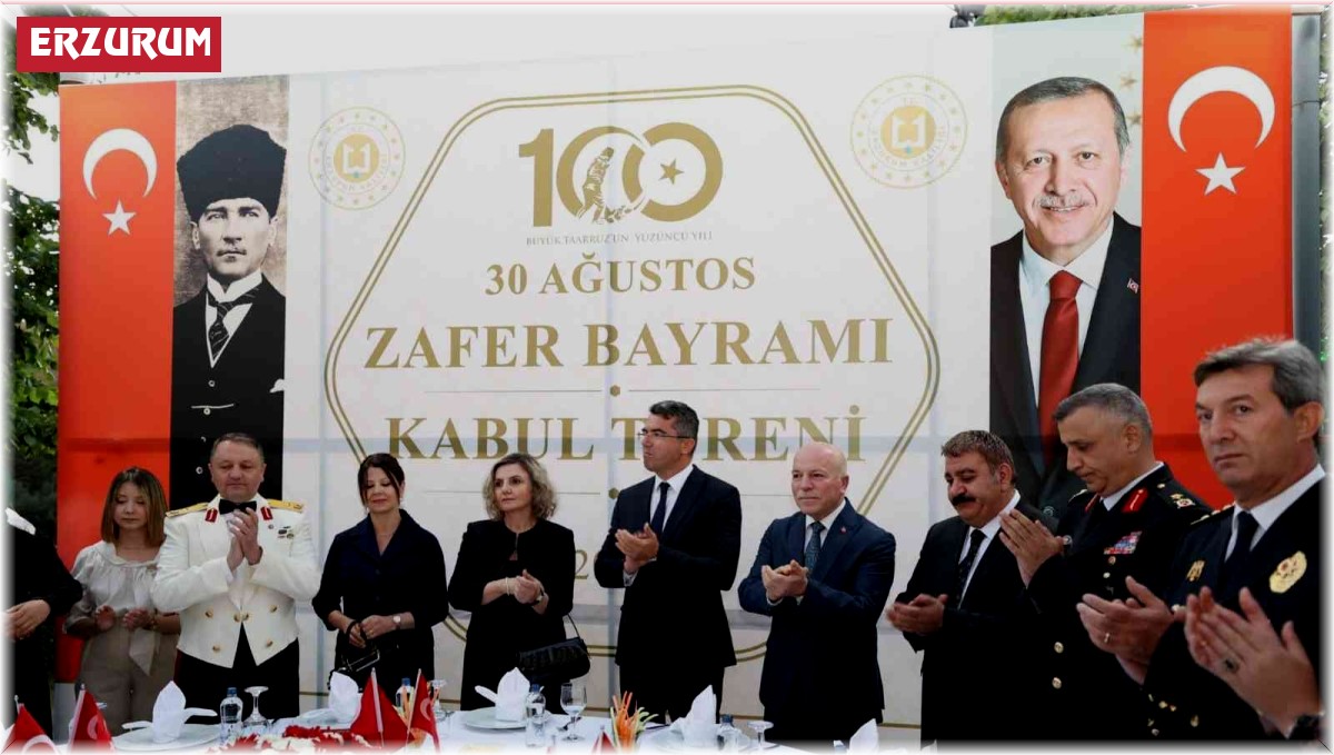 Erzurum'da 30 Ağustos kabul töreni