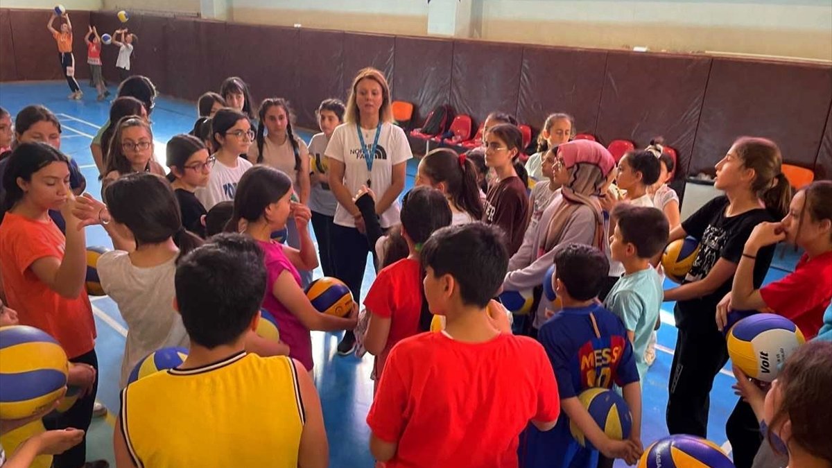 Erzurum'da 50 bin çocuğun sporla buluşturulması hedefleniyor