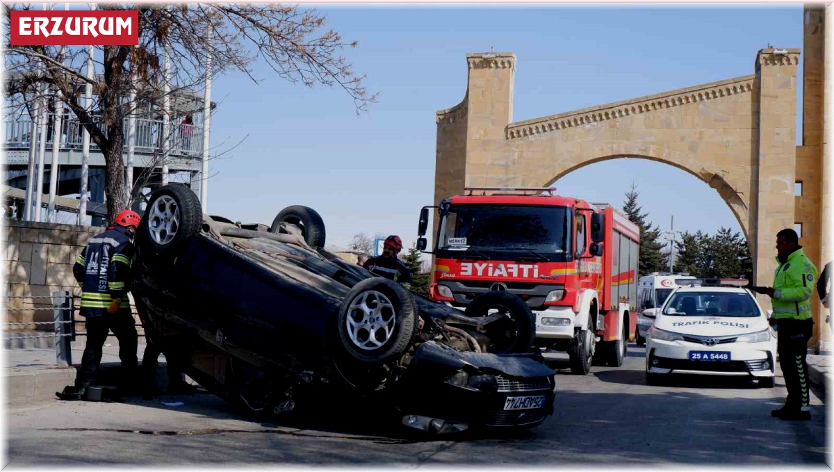 Erzurum'da araç takla attı
