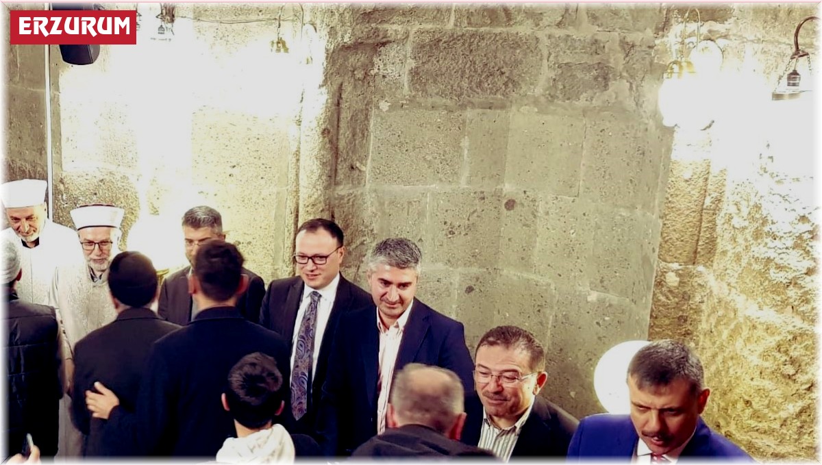 Erzurum'da bayram namazı kılındı