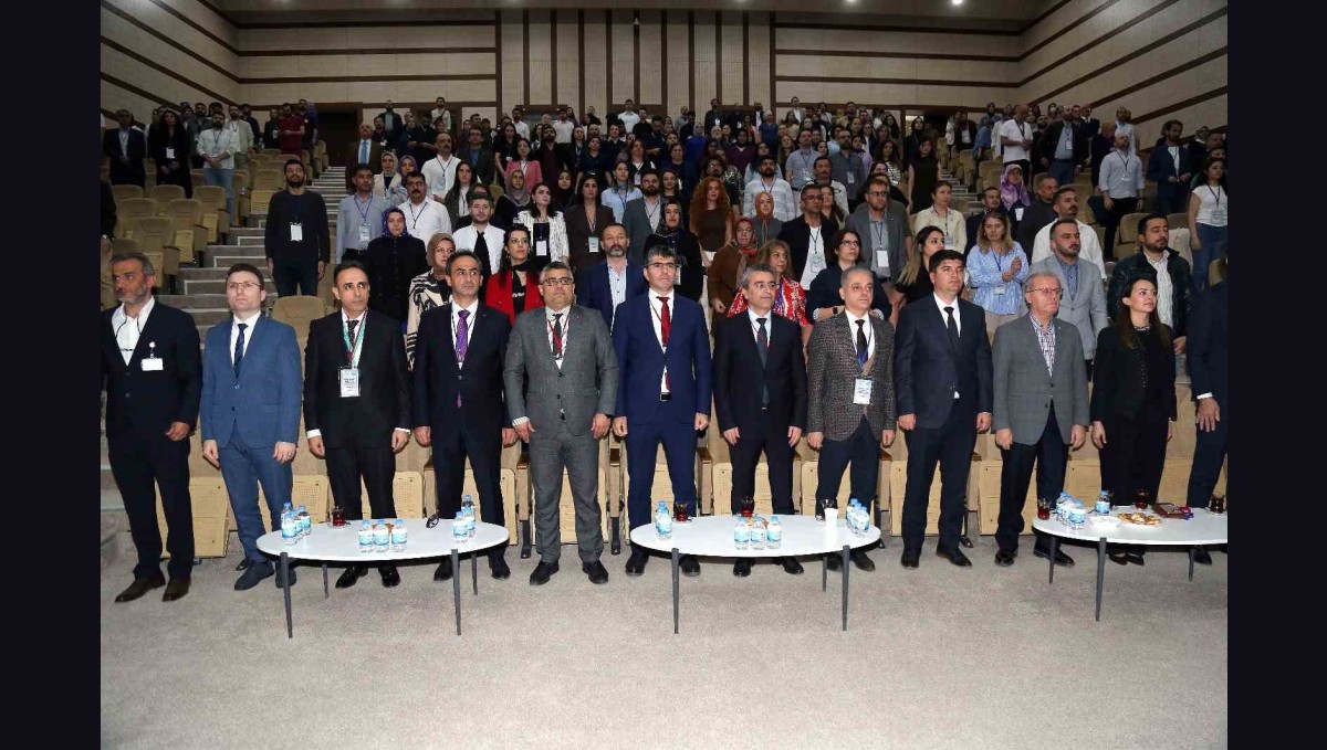 Erzurum'da "Beyin ölümü tespiti ve donör bakımı farkındalık" sempozyumu düzenlendi