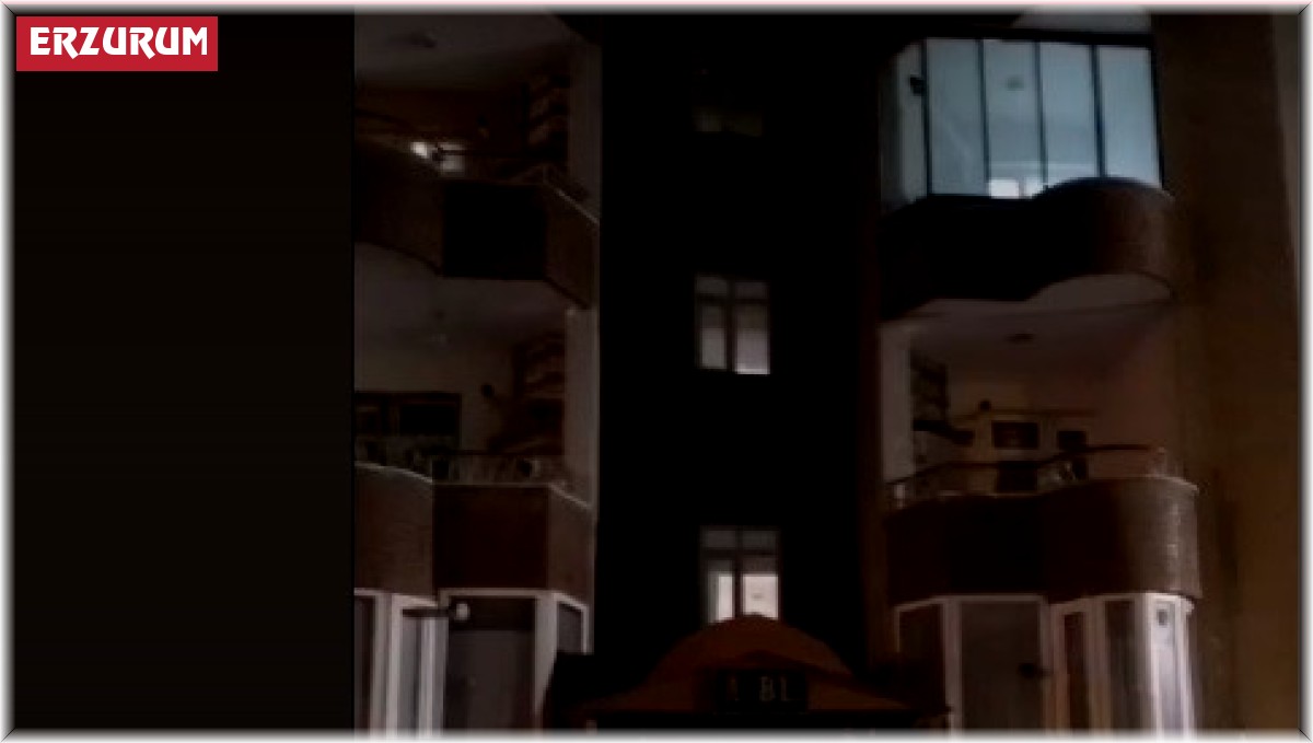 Erzurum'da bir öğretmen eşini ve kızını bıçaklayarak öldürdü