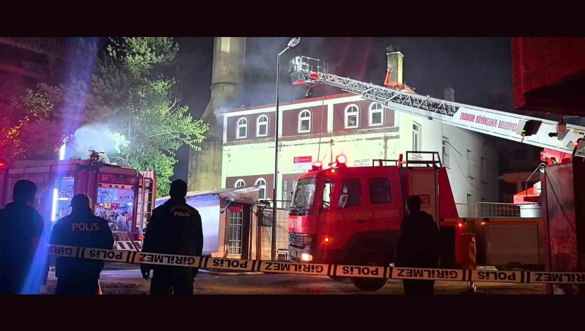 Erzurum'da Cami yangını korkuttu