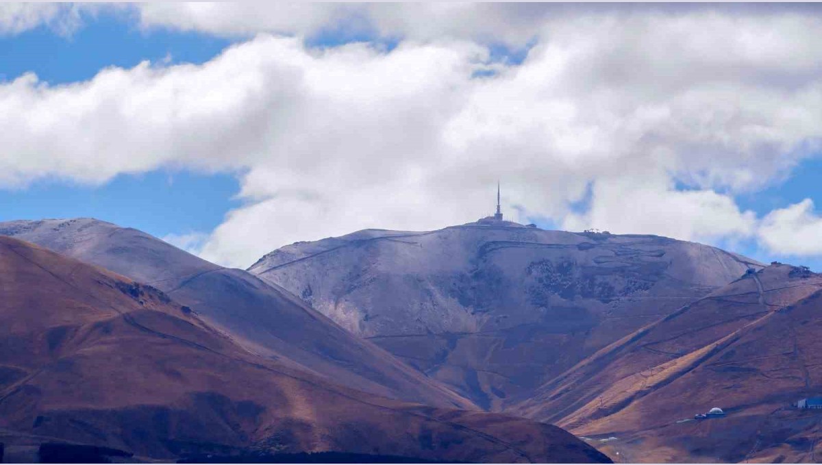 Erzurum'da gece sıcaklık -4,7 dereceye kadar düştü