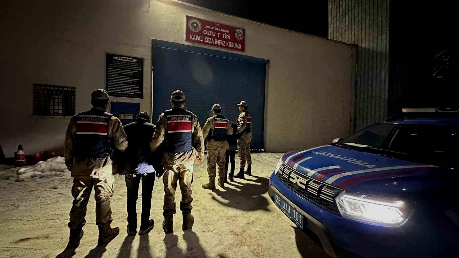 Erzurum'da jandarmadan kablo hırsızlarına operasyon