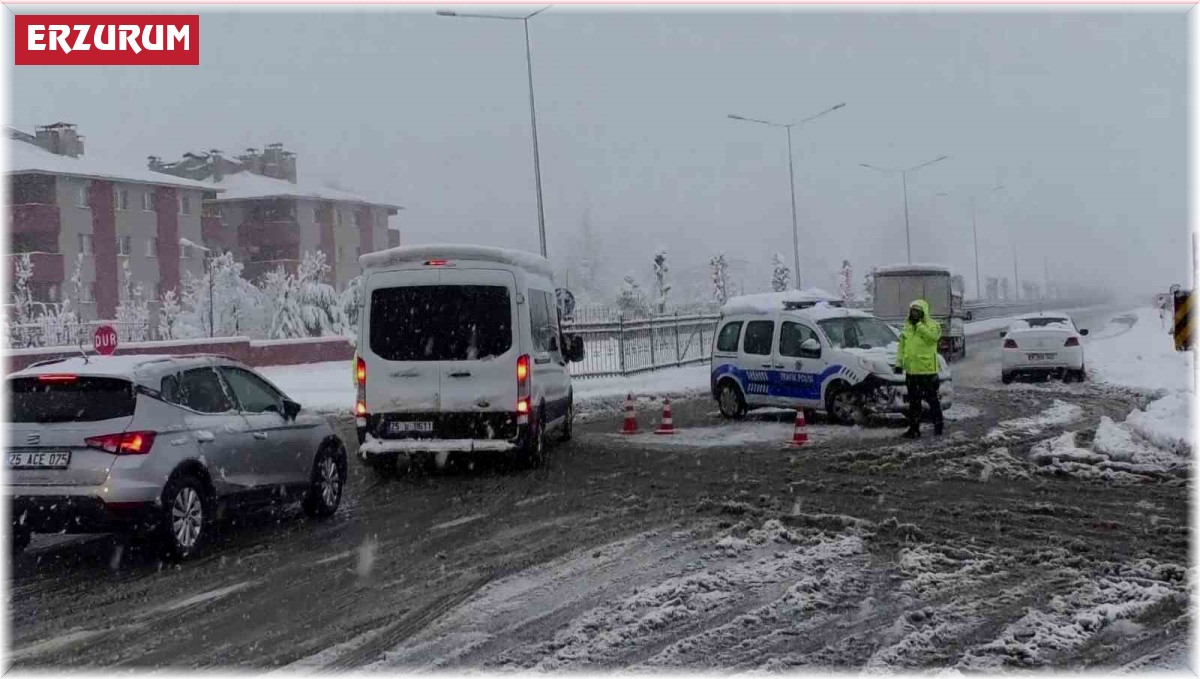 Erzurum'da kar esareti