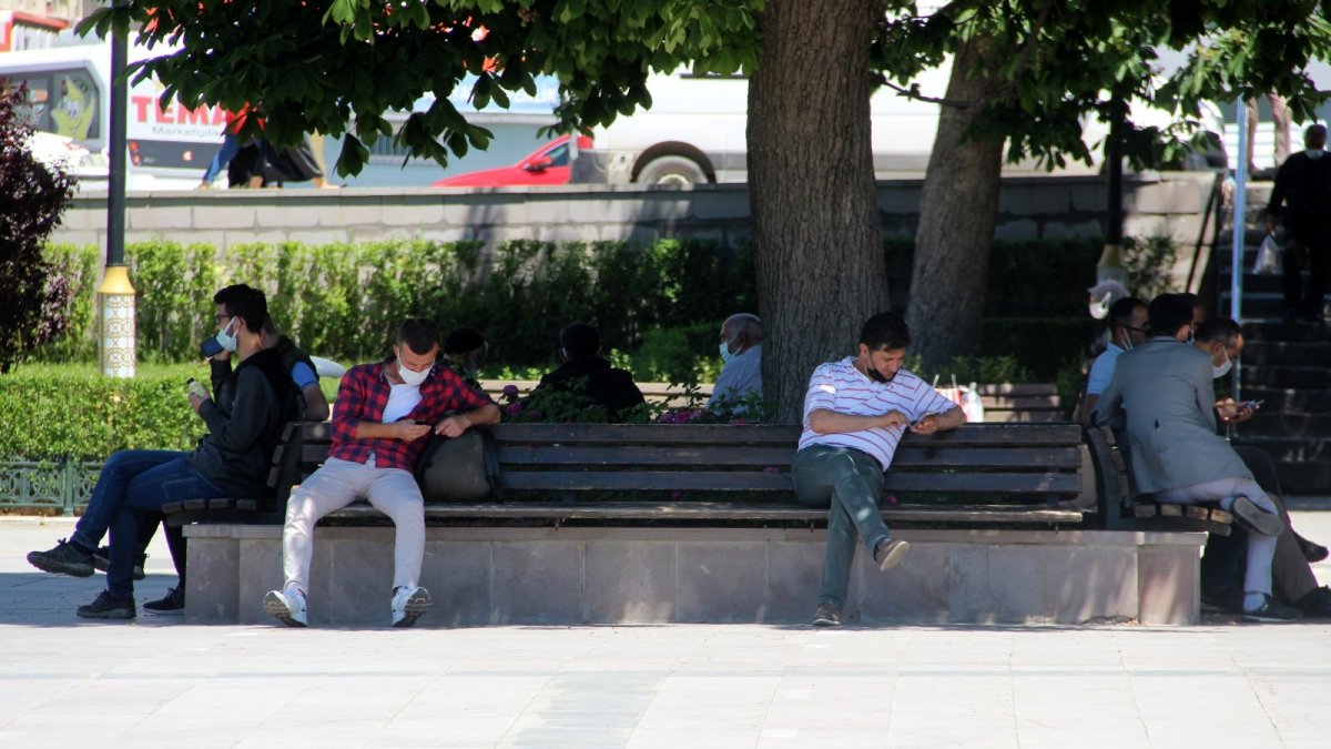 Erzurum'da kavurucu sıcaklar etkili oluyor