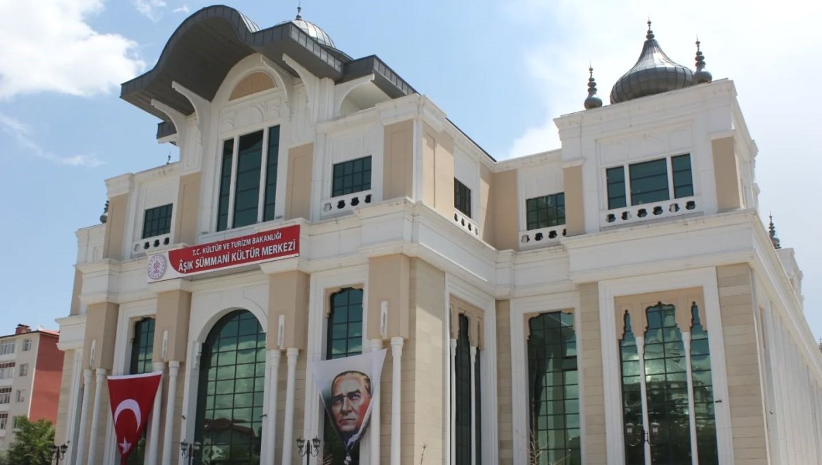 Erzurum'da kültür ve sanat etkinlikleri yoğun ilgi gördü