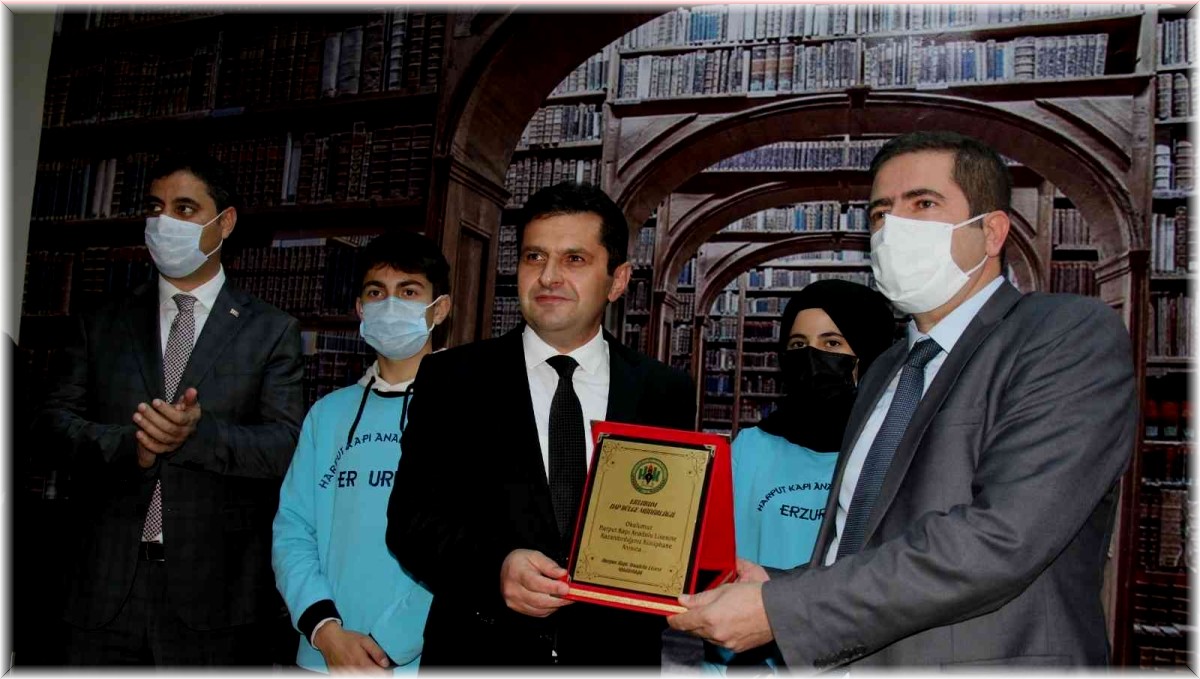 Erzurum'da kütüphanesiz okul kalmayacak