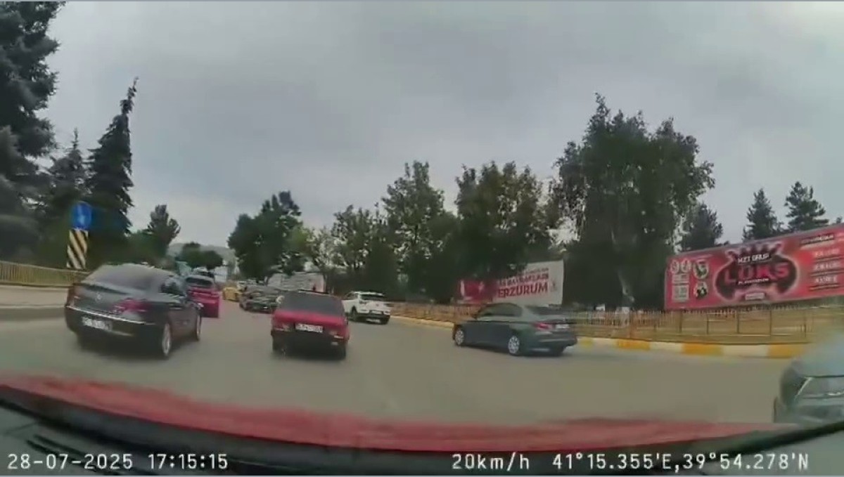 Erzurum'da modifiyeli ve abart egzozlu araçlara denetim: 12 araç trafikten men edildi