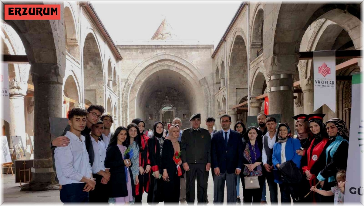 Erzurum'da öğrencilerin sergisi büyük ilgi gördü