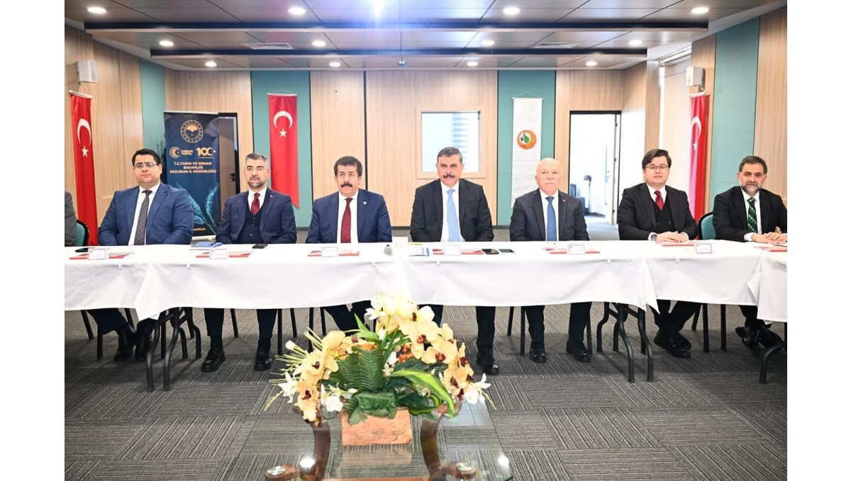 Erzurum'da 'Organize hayvancılık bölgesi' bilgilendirme toplantısı