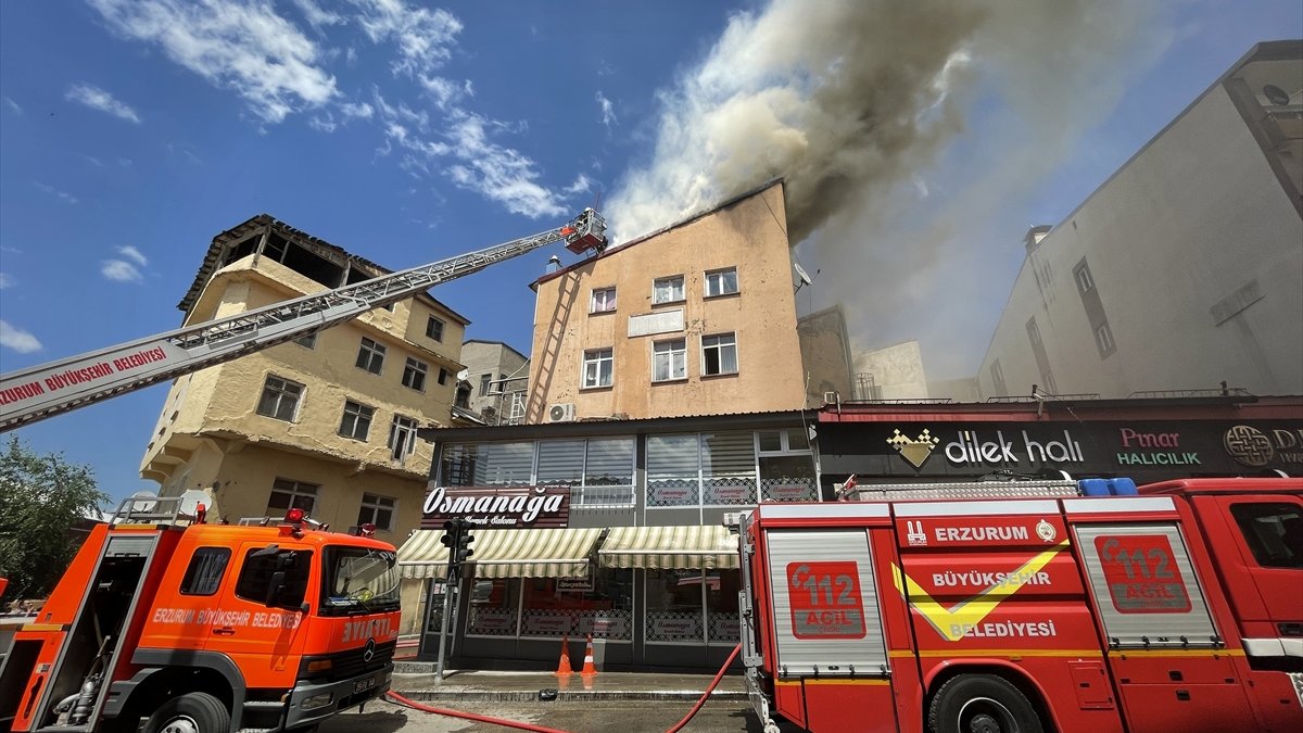 Erzurum'da otelde çıkan yangın hasara neden oldu