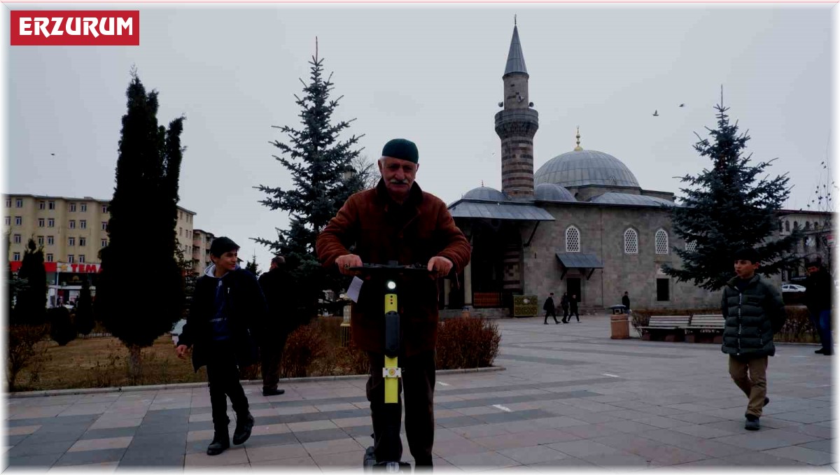 Erzurum'da scooterlar yollara çıktı, ihtiyarlar scooterı sevdi