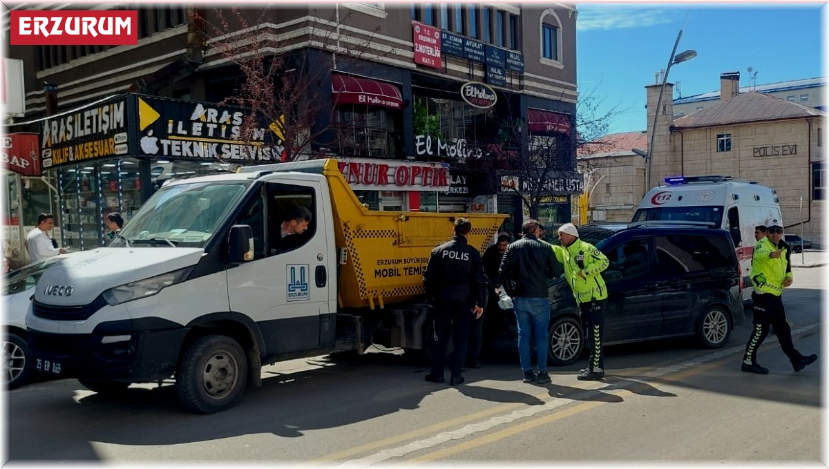 Erzurum'da seçim günü trafik kazası: 1 yaralı