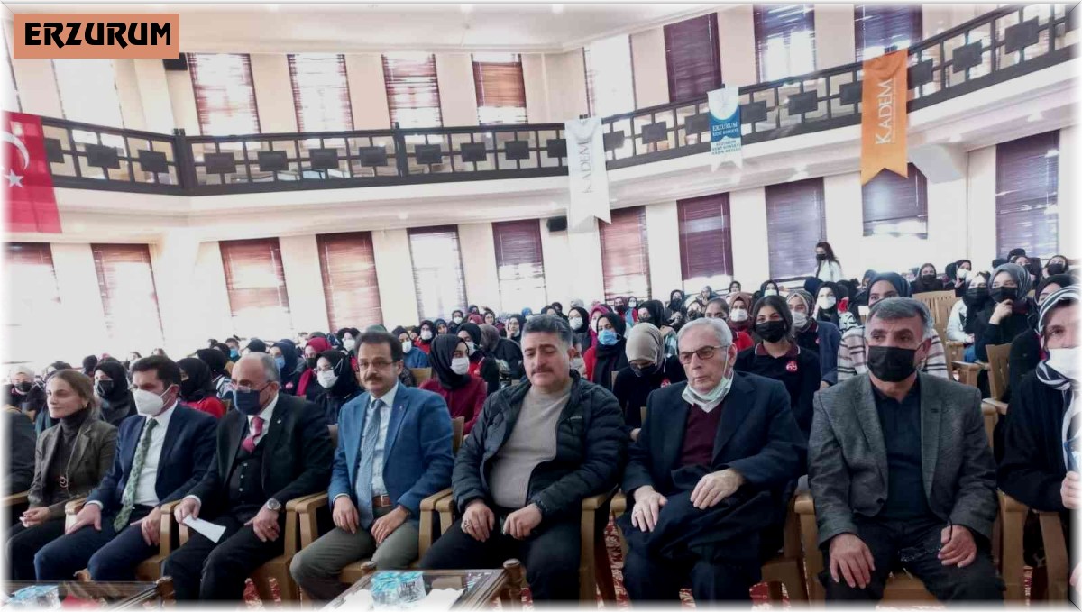 Erzurum'da ''Türk kadınının seçme ve seçilme hakkı'' semineri