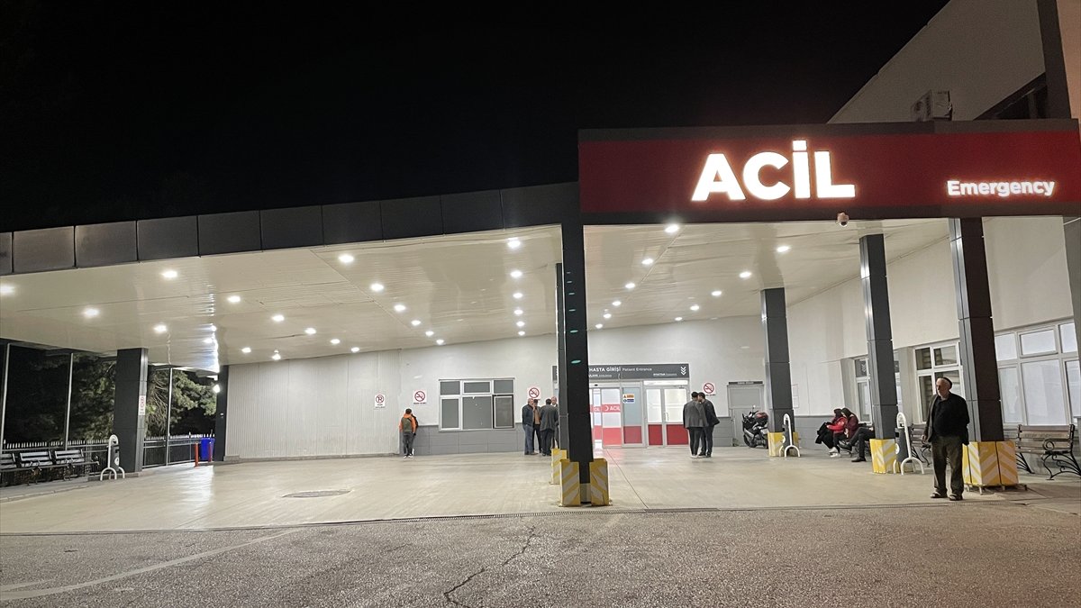 Erzurum'da uzman çavuş tartıştığı eşini silahla ağır yaraladı