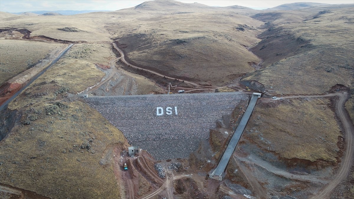 Erzurum'da yapılan Köşk Barajı su tutmaya başladı