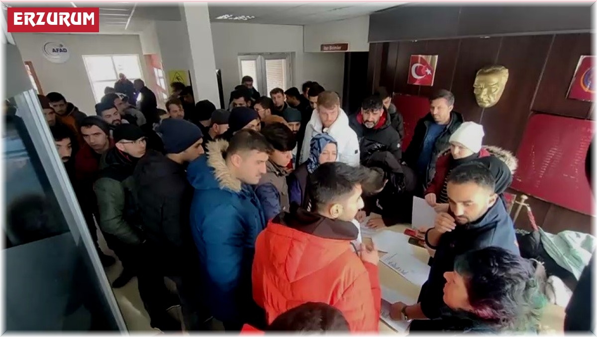 Erzurum'dan deprem bölgesine bin 872 personel, 372 araç gönderildi