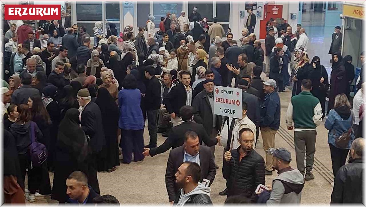 Erzurum'dan hac kafileleri gitmeye devam ediyor
