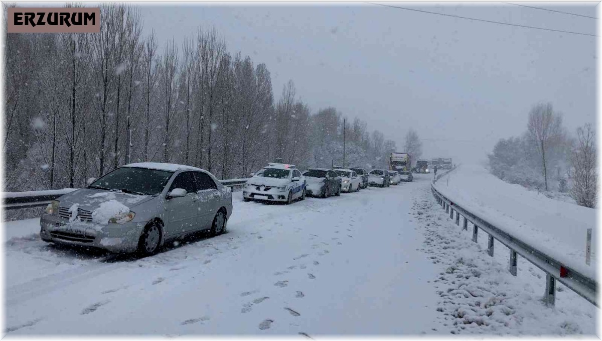 Erzurum-Erzincan karayolu ulaşıma açıldı