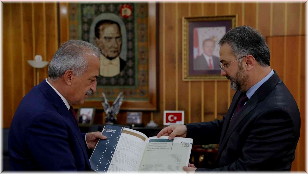 Erzurum İl Müftüsü Yıldırım, Rektör Çomaklı'yı ziyaret etti