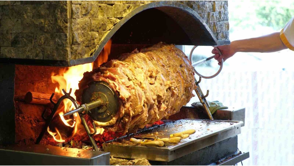 Erzurum Kültür Yolu Festivali'nde Cağ Kebabı satış rekoru kırdı