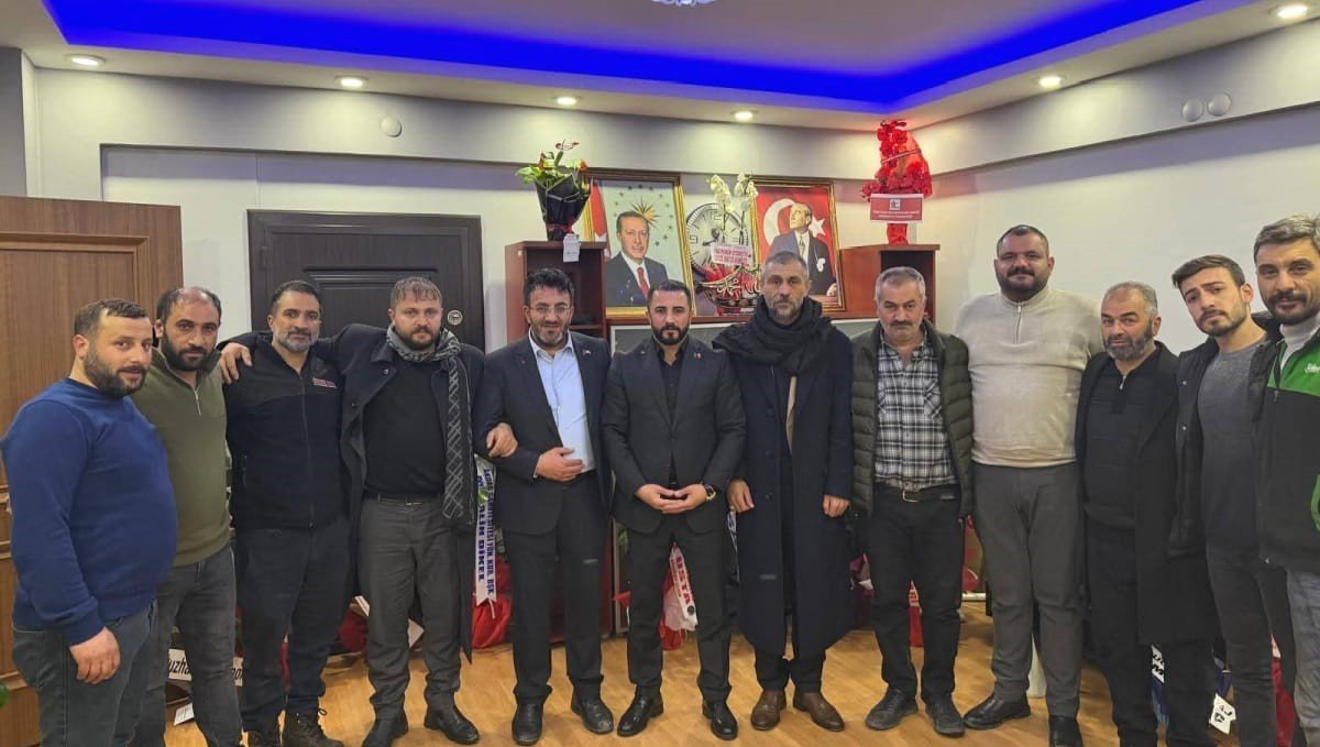 Erzurum Oto Tamir ve İmalatçıları Esnaf ve Sanatkârlar Odası'nda ziyaretçi yoğunluğu