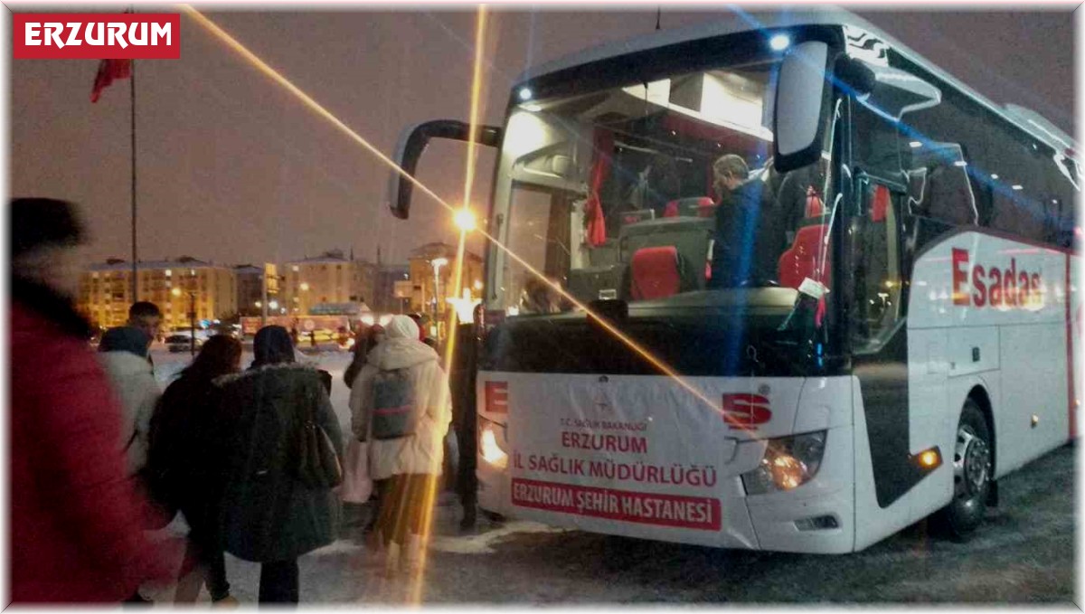 Erzurum Şehir Hastanesi'nde görevli 14 doktor, 26 hemşire ve sağlık çalışanı deprem bölgesine gönderildi