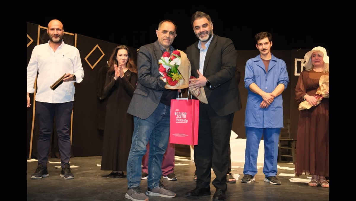 Erzurum Şehir Tiyatrosu, Adana'da Erzurum kültürünü sahneye taşıdı