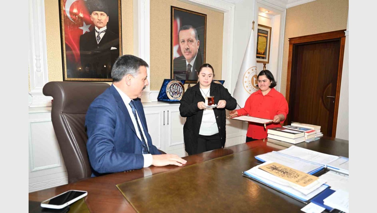 Erzurum Valiliği'nde yürek ısıtan farkındalık