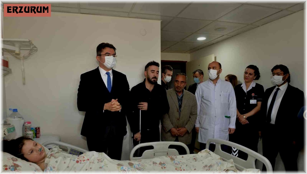 Erzurum Valisi Memiş, Minik Ceren'i ziyaret etti